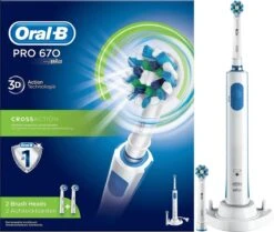 Oral B Oral-B PRO 670 CrossAction - Elektrische Tandenborstel - Met 2 Opzetborstels -Oral B 1200x1013