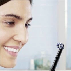 Oral B Oral-B Pro 2 2000 - Elektrische Tandenborstel - Zwart, Wit -Oral B 1200x1200 171