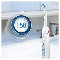 Oral B Oral-B Junior - Elektrische Tandenborstel - Wit 31 Oral B Oral-B Junior - Elektrische Tandenborstel - Wit -Oral B 1200x1200 270