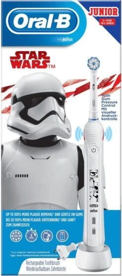 Oral B Oral-B Junior Star Wars - Elektrische Tandenborstel - Powered By Braun - 1 Handvat En 1 Opzetborstel -Oral B 532x1200